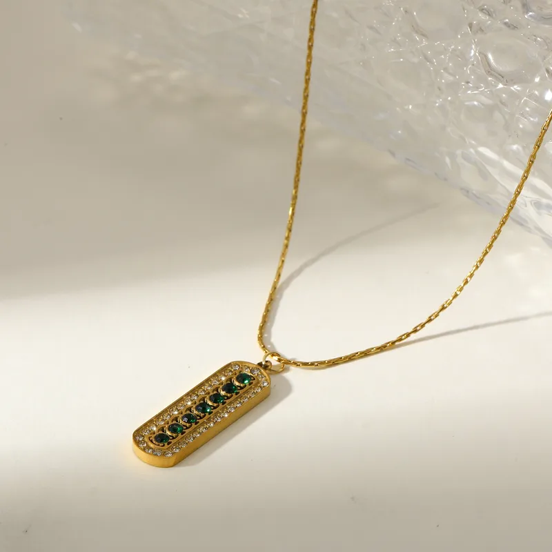 Emerald Radiance Necklace For Women - 18K Gold Plated