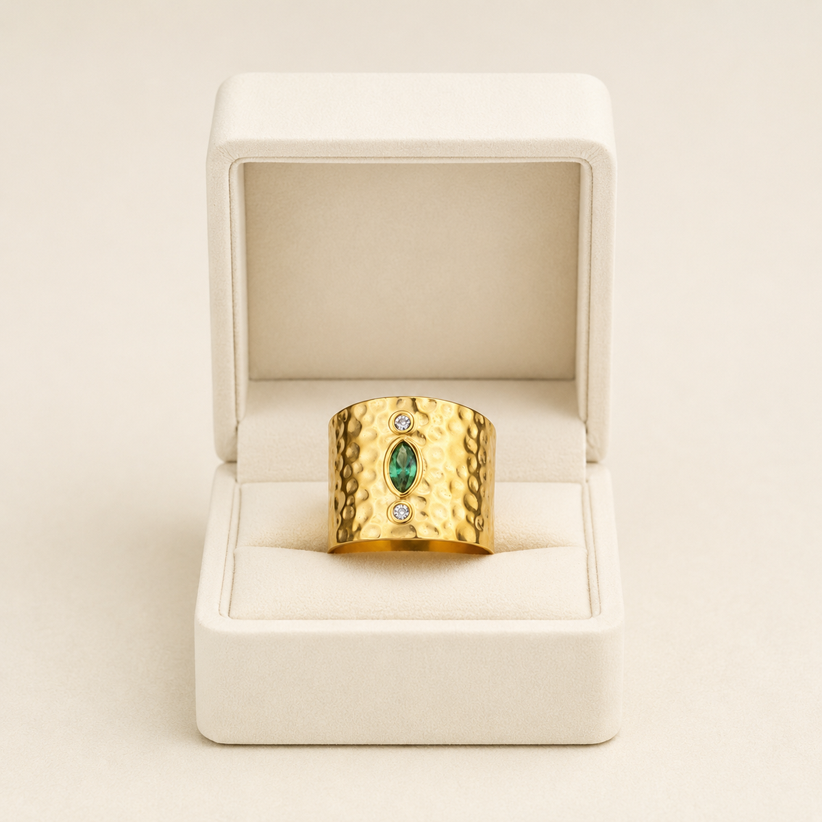 Vert Velours Ring For Women - 18K Gold Plated