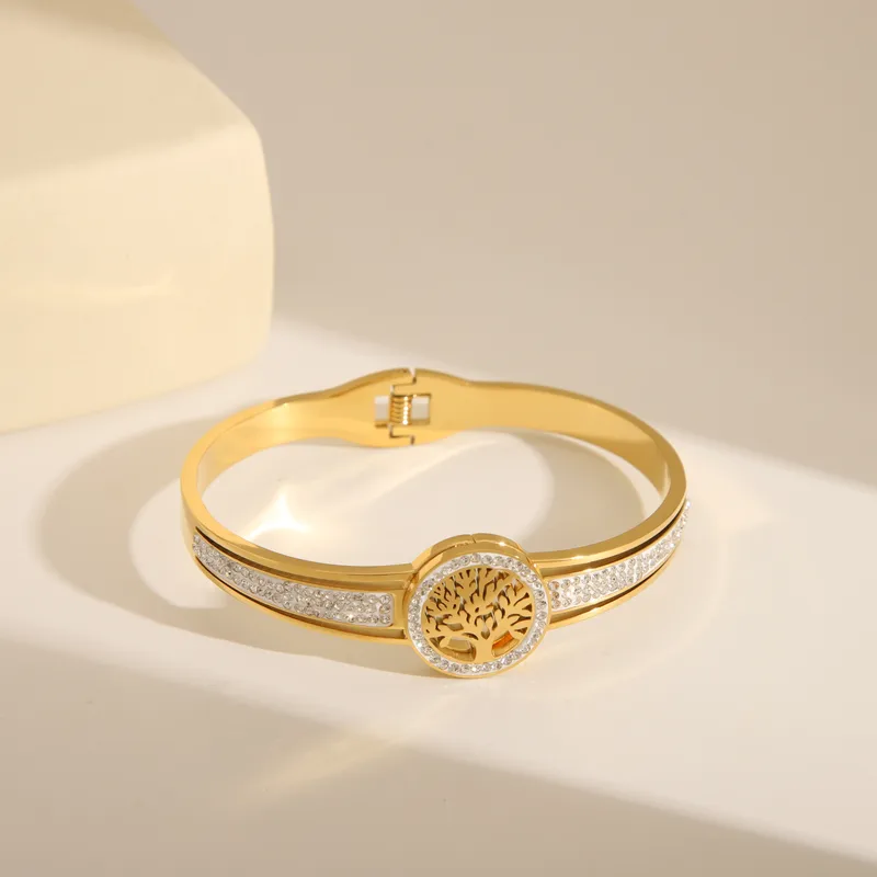 Sama Wisdom Bangle For Women - 18K Gold Plated