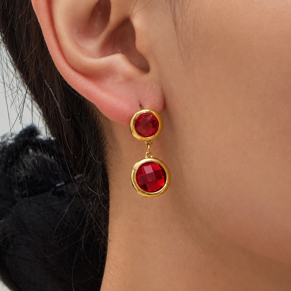 Rouge Elegance Necklace For Women - 18K Gold Plated